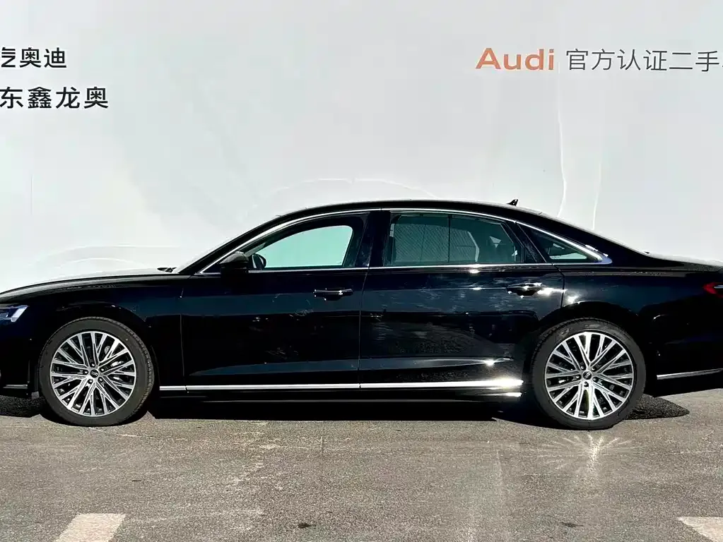 Audi A8 2024 из CN, фото 7