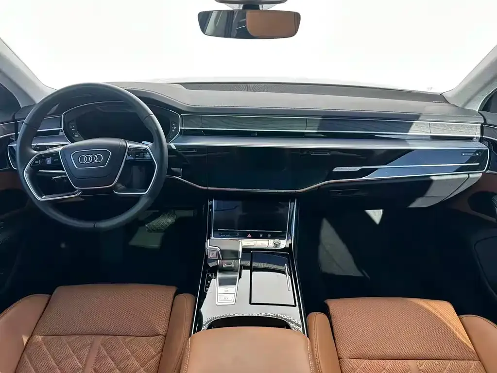 Audi A8 2024 из CN, фото 2