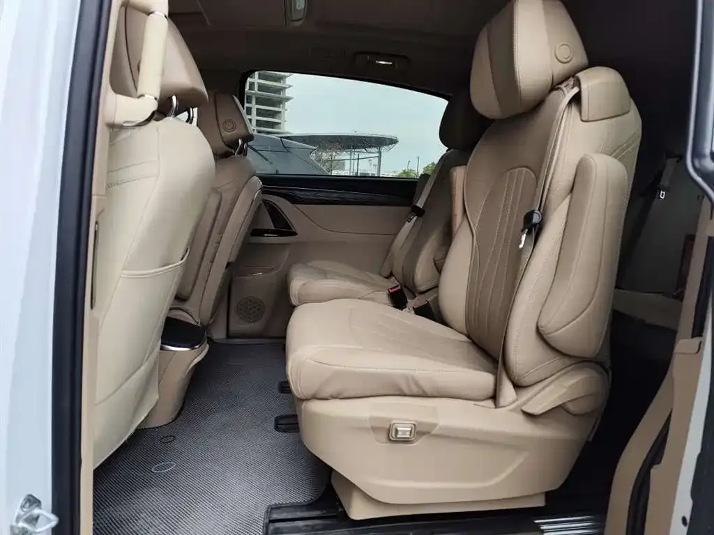 Buick GL8 Hybrid 2025 из CN, фото 6