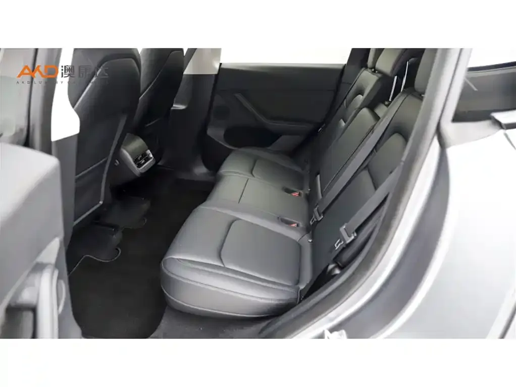 Tesla Model Y 2024 из CN, фото 10