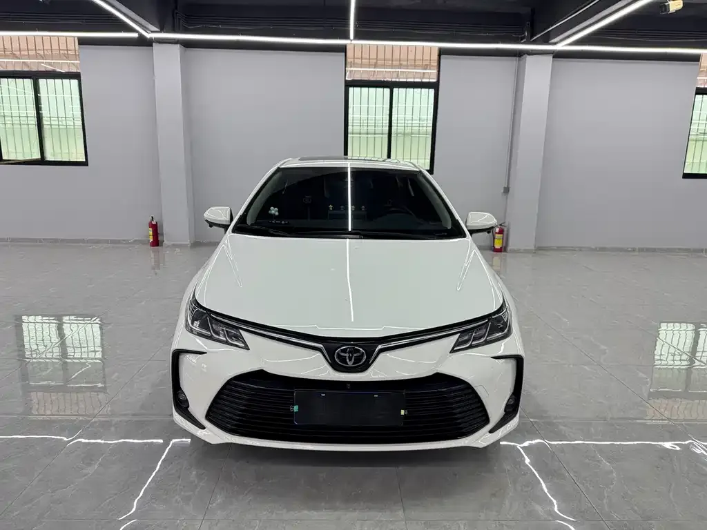 Toyota Corolla 2022 из CN, фото 2