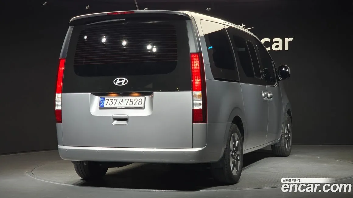 Hyundai Staria 2025 из KR, фото 8