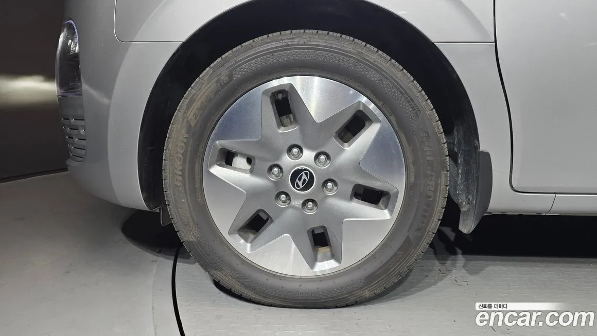 Hyundai Staria 2025 из KR, фото 4