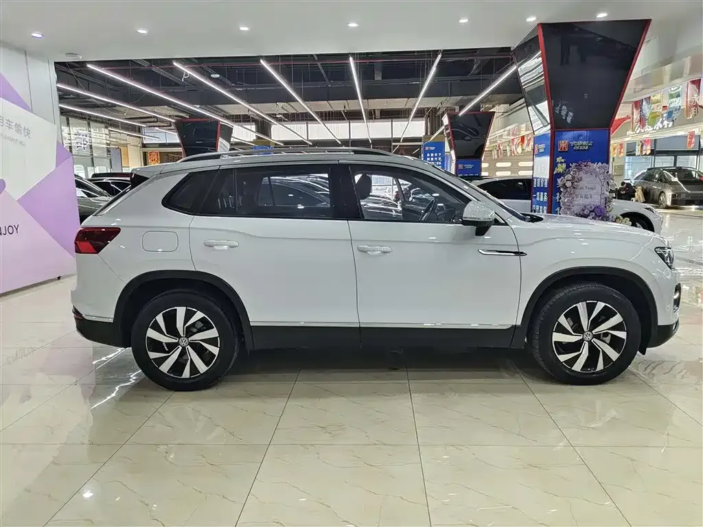 Volkswagen Tayron 2022 из CN, фото 10