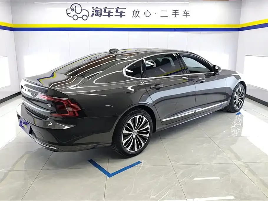 Volvo S90 2023 из CN, фото 5
