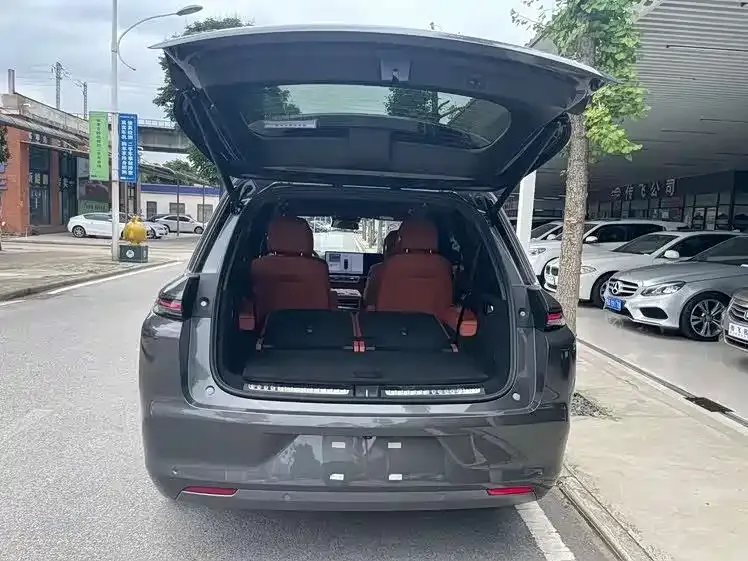 Li Auto L8 2024 из CN, фото 9