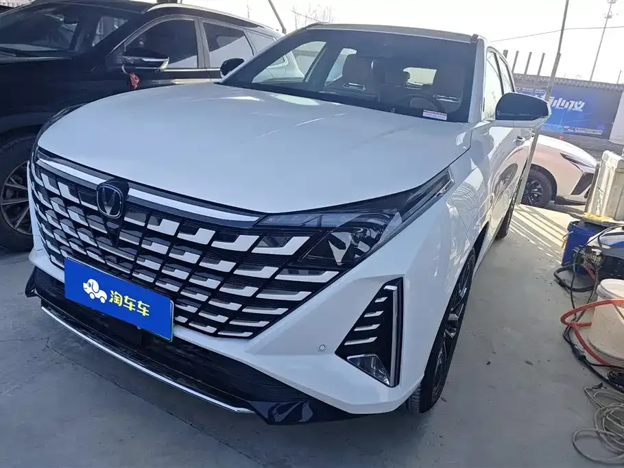 Changan UNI-Z New Energy 2025 из CN, фото 1