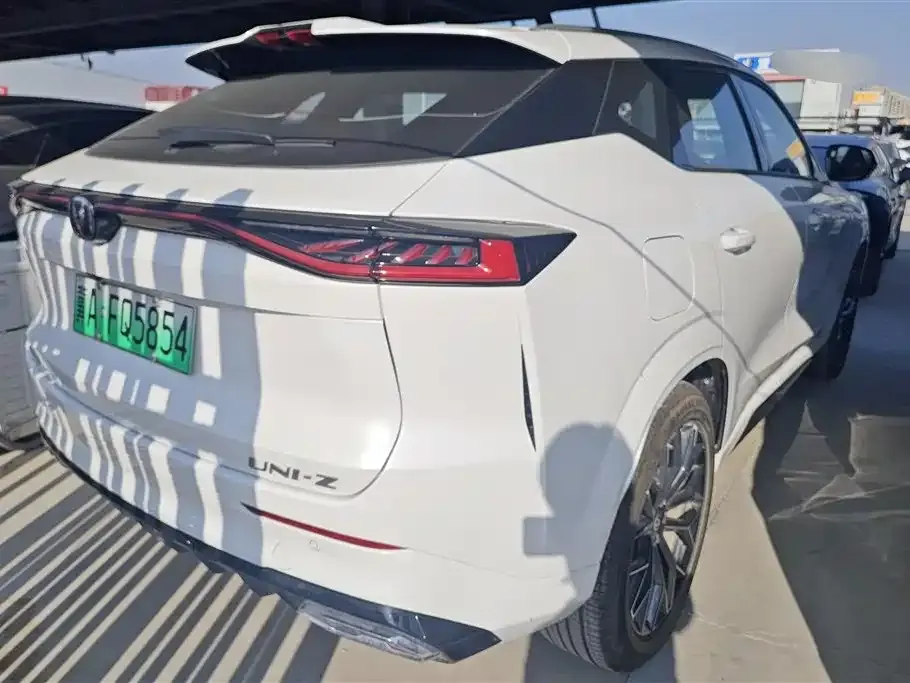 Changan UNI-Z New Energy 2025 из CN, фото 7
