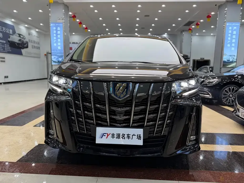 Toyota Alphard 2023 из CN, фото 7
