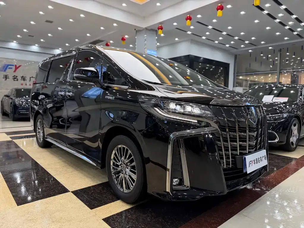Toyota Alphard 2023 из CN, фото 8