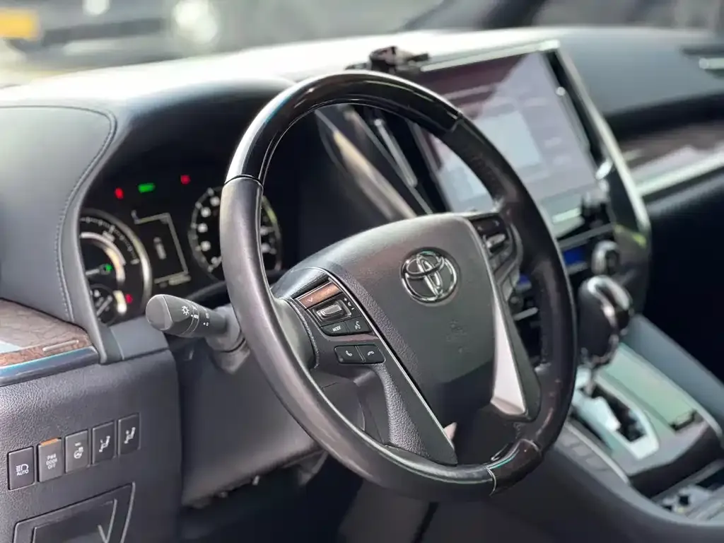 Toyota Vellfire 2022 из CN, фото 3