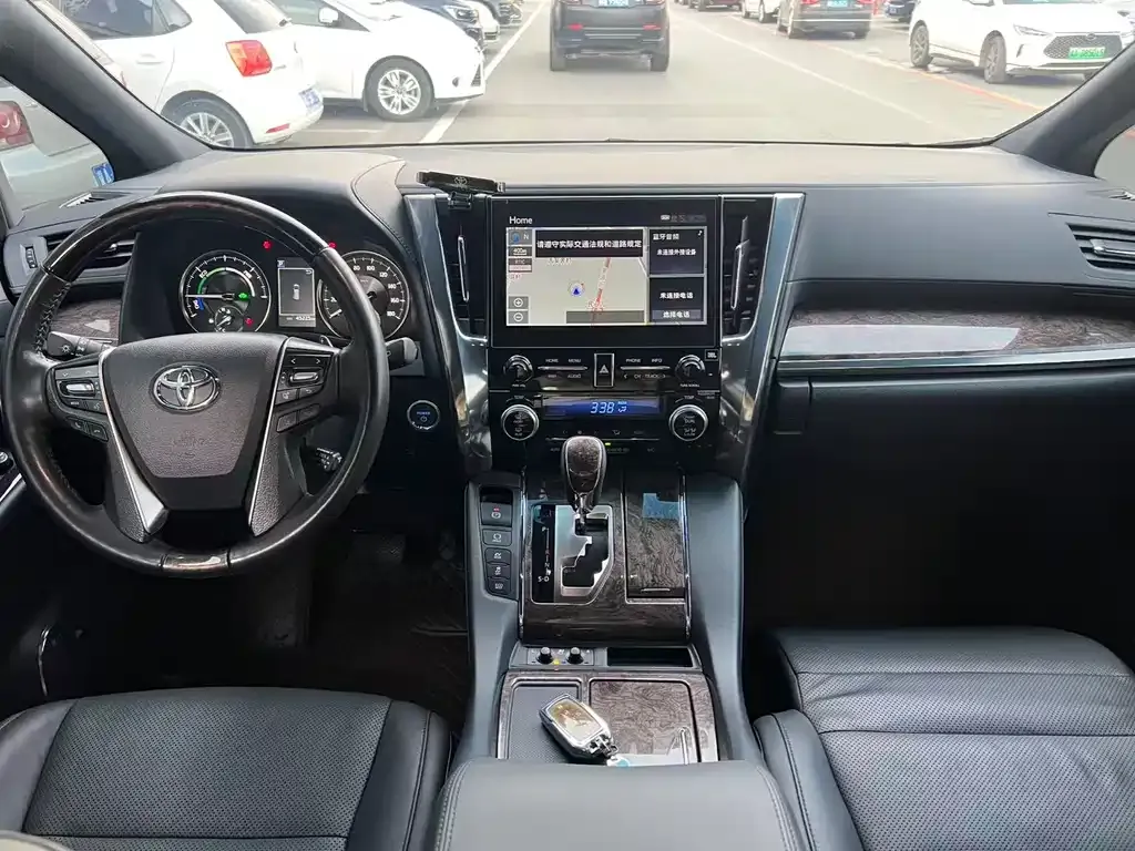 Toyota Vellfire 2022 из CN, фото 6