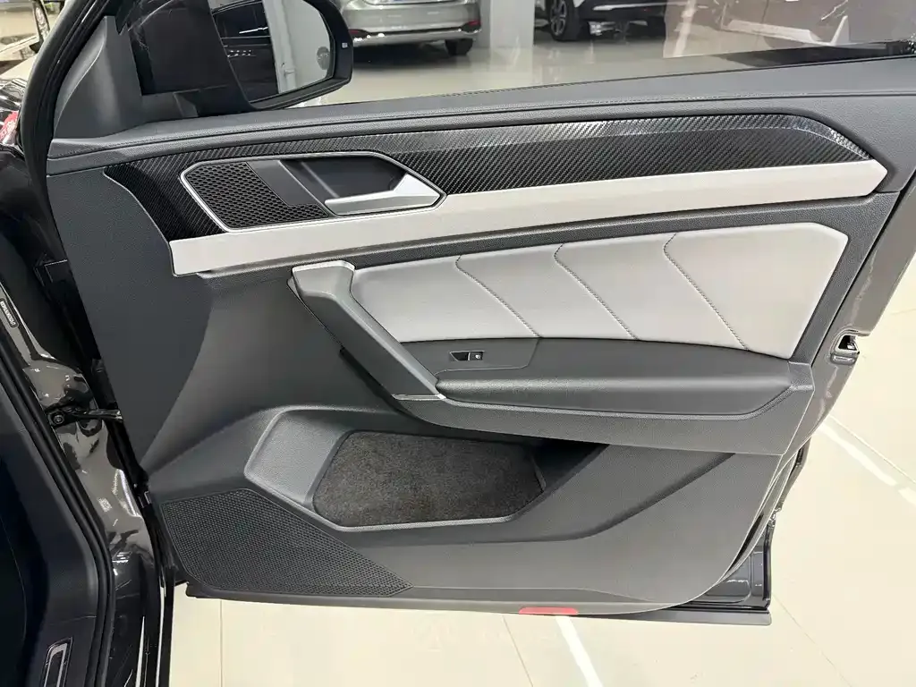 Volkswagen Tayron 2022 из CN, фото 3