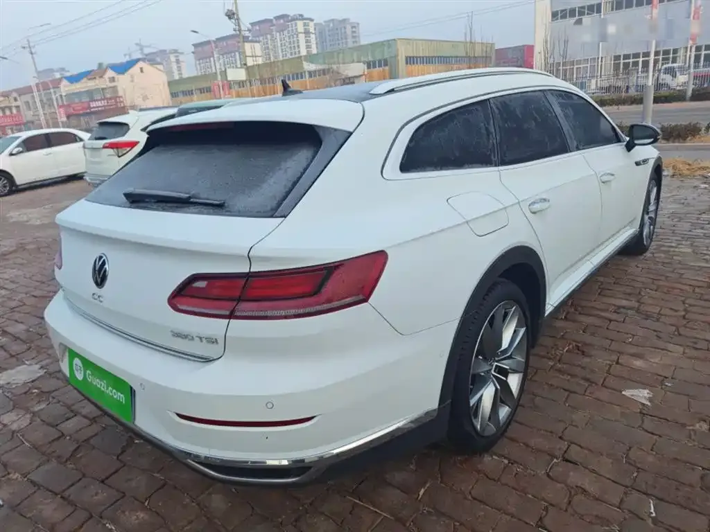 Volkswagen CC 2022 из CN, фото 2