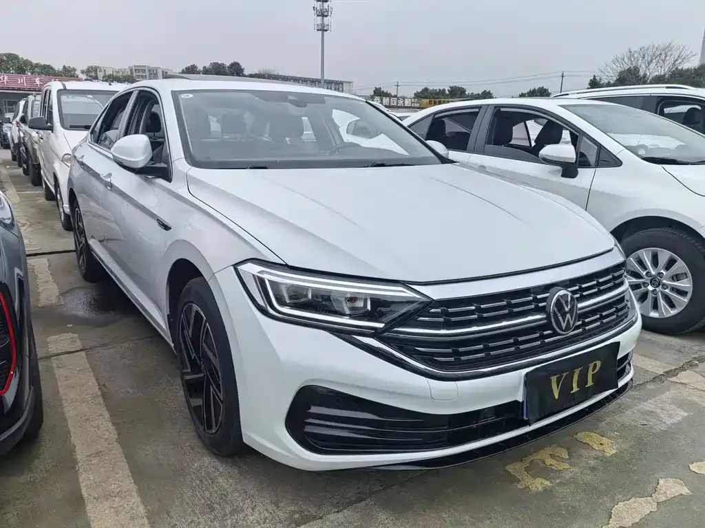 Volkswagen Sagitar 2023 из CN, фото 3