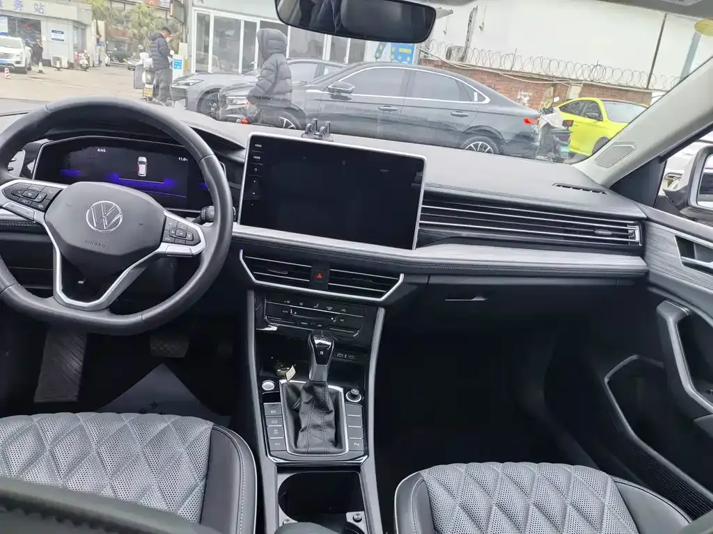 Volkswagen Sagitar 2023 из CN, фото 9