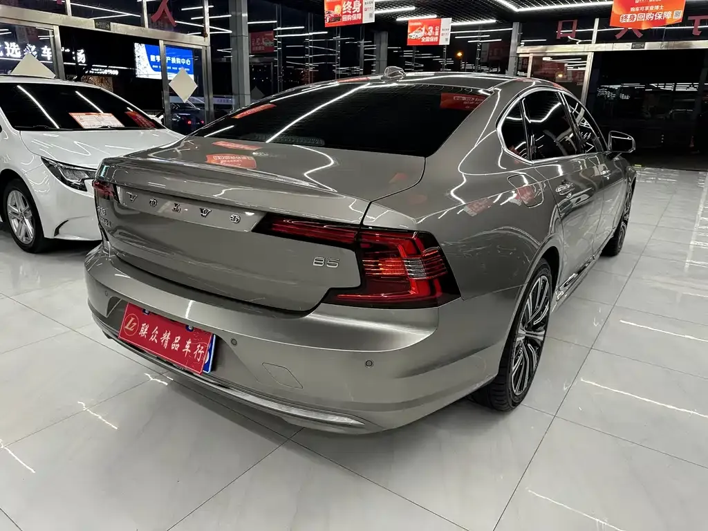 Volvo S90 2022 из CN, фото 5