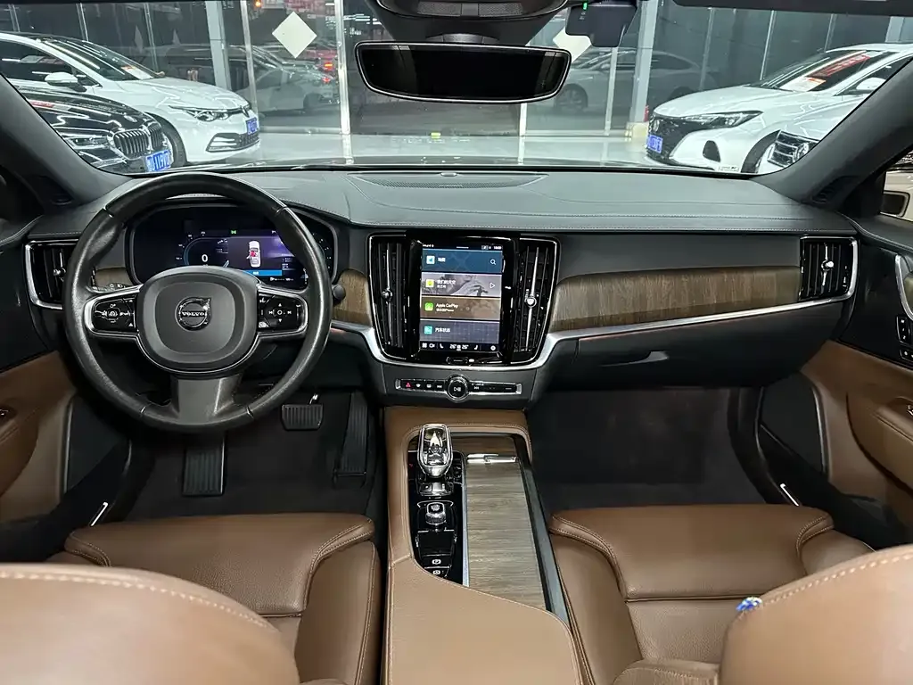 Volvo S90 2022 из CN, фото 3