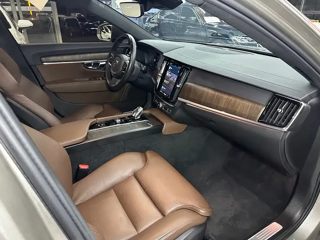 Volvo S90 2022 из CN, фото 8