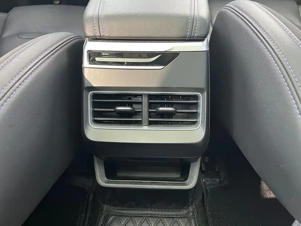 Geely Xingrui 2024 из CN, фото 2
