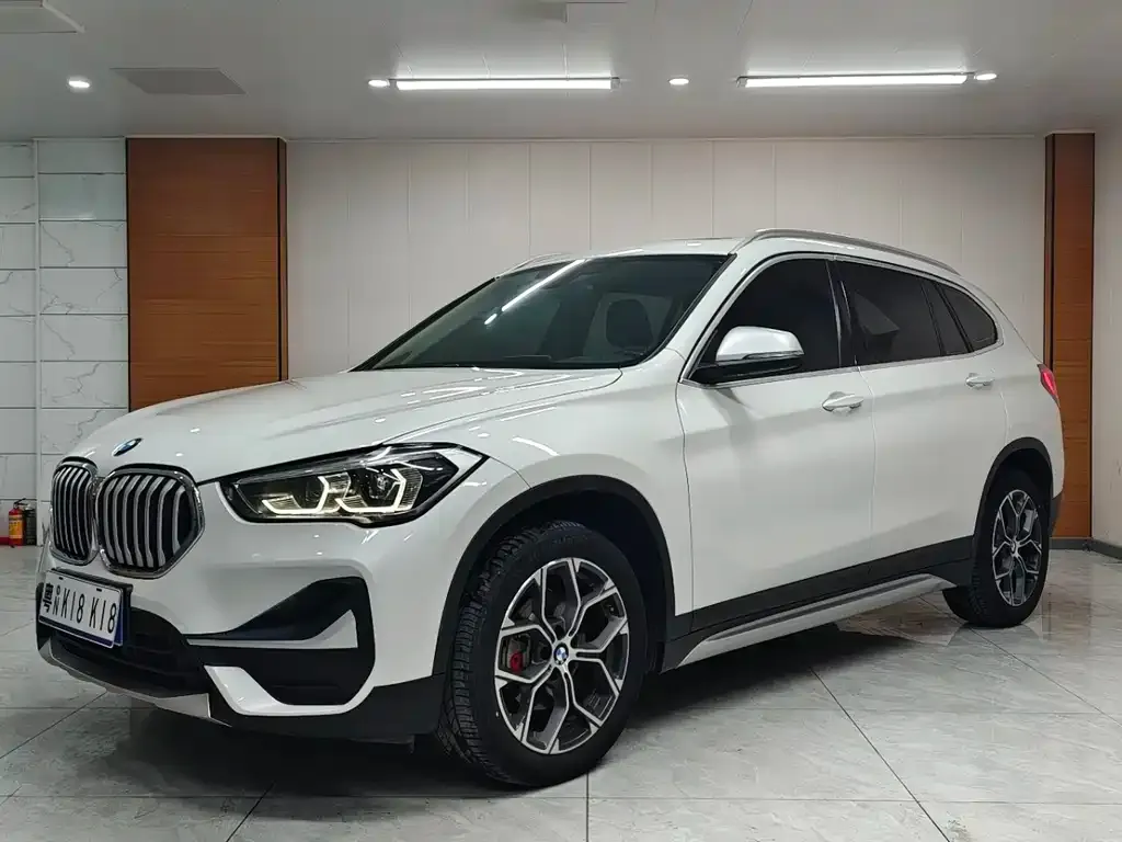 BMW X1 2022 из CN, фото 1