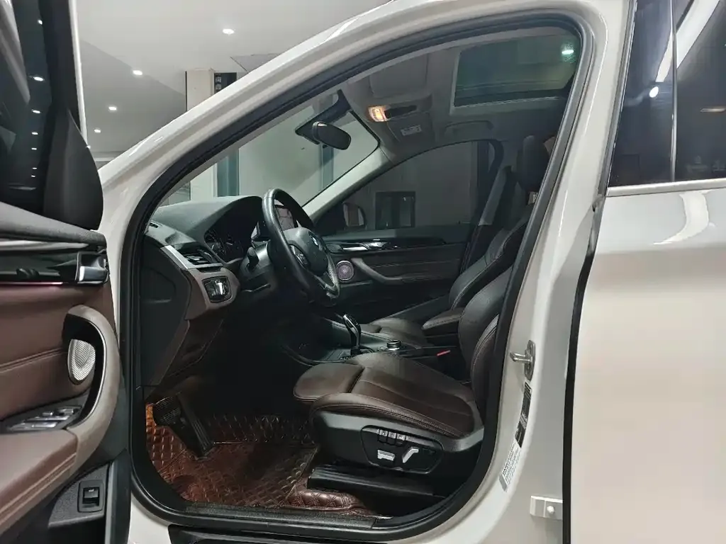 BMW X1 2022 из CN, фото 7