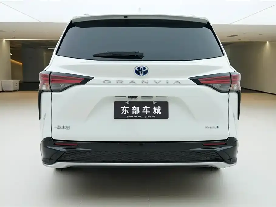 Toyota Granvia 2025 из CN, фото 6