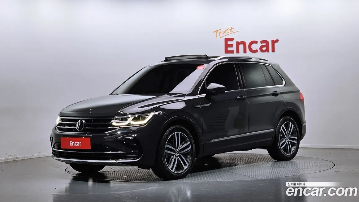 Volkswagen Tiguan — фото 1