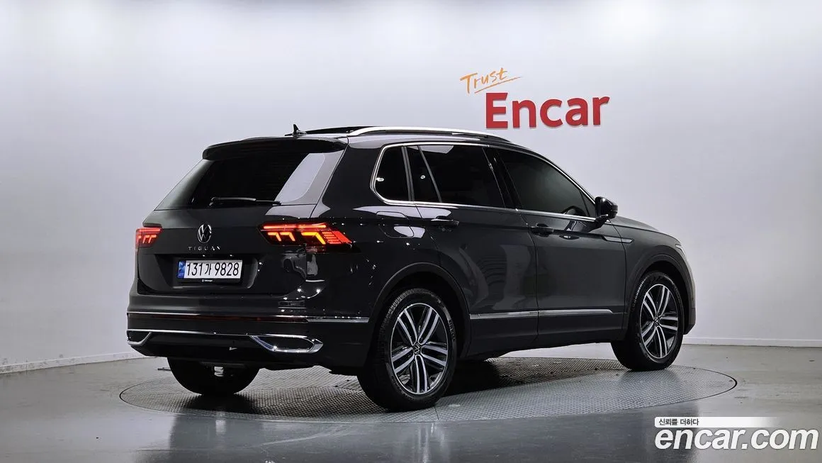 Volkswagen Tiguan — фото 2