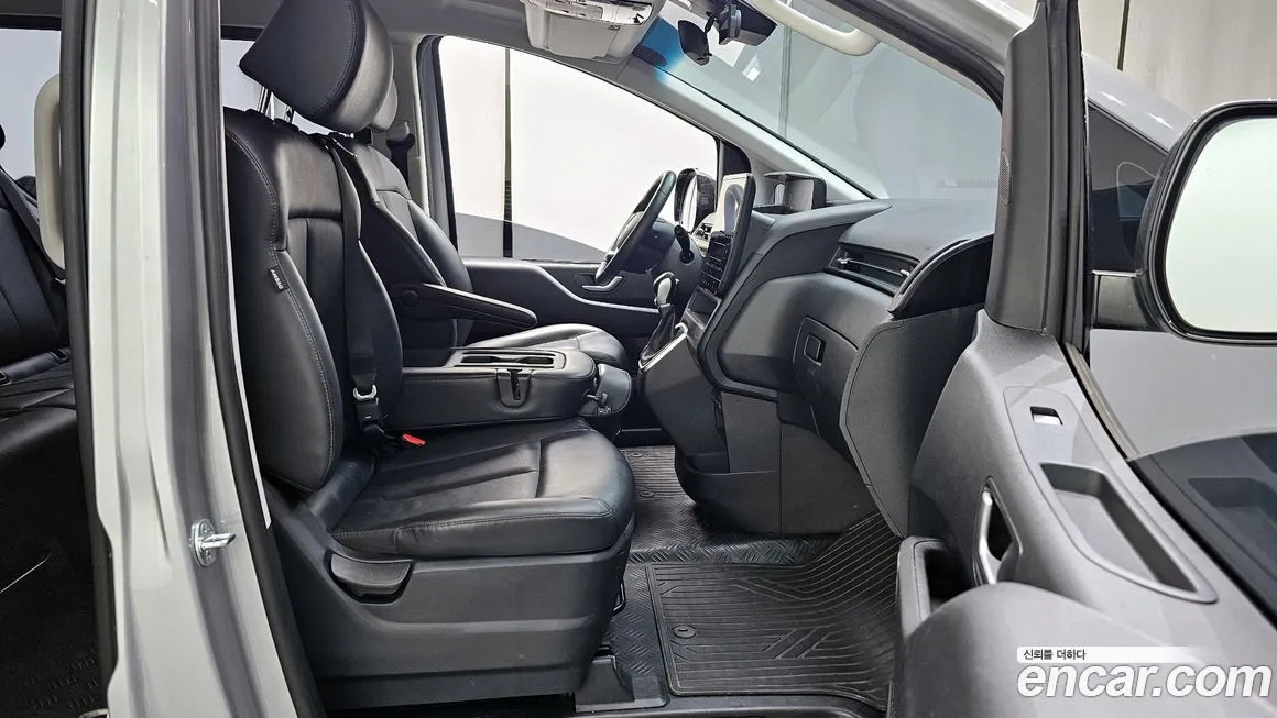 Hyundai Staria 2022 из KR, фото 6