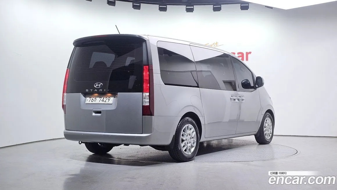 Hyundai Staria 2022 из KR, фото 8