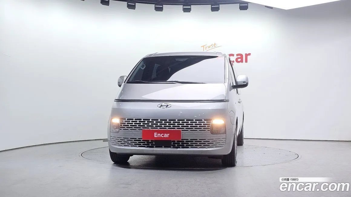 Hyundai Staria 2022 из KR, фото 2