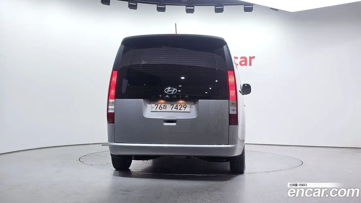 Hyundai Staria 2022 из KR, фото 3