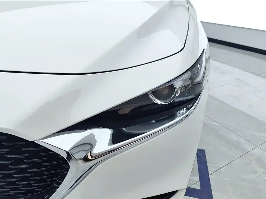 Mazda 3 Axela 2025 из CN, фото 10