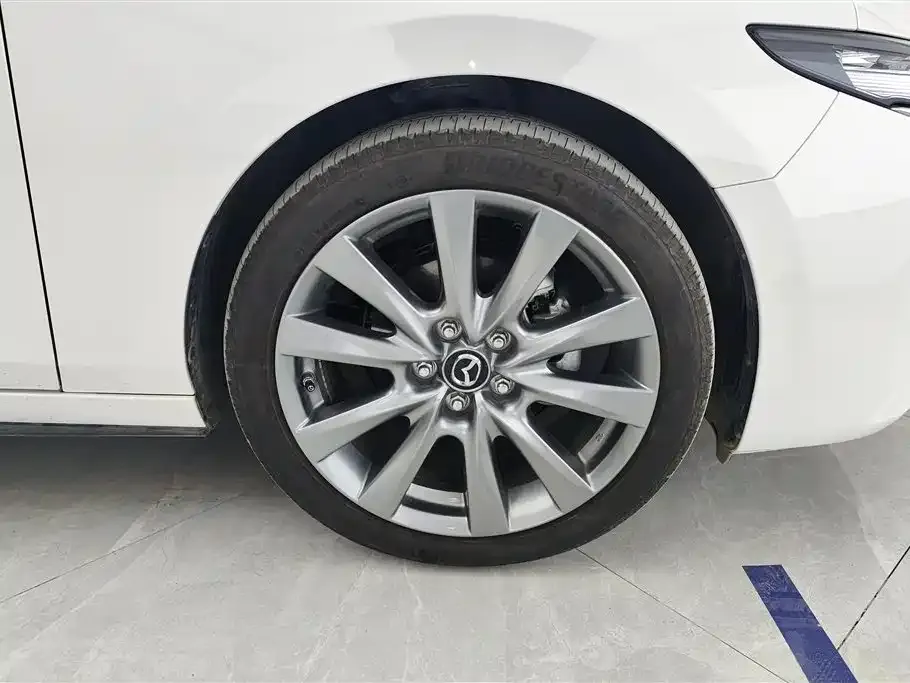 Mazda 3 Axela 2025 из CN, фото 6