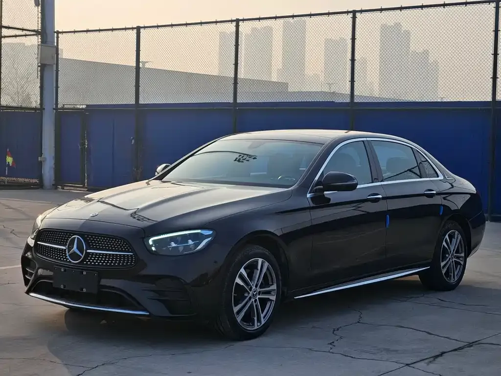 Mercedes-Benz E-Class 2023 из CN, фото 1