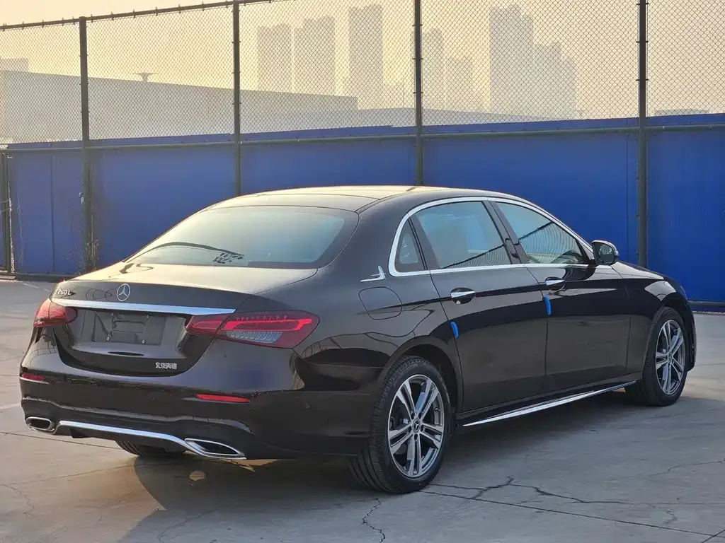 Mercedes-Benz E-Class 2023 из CN, фото 2