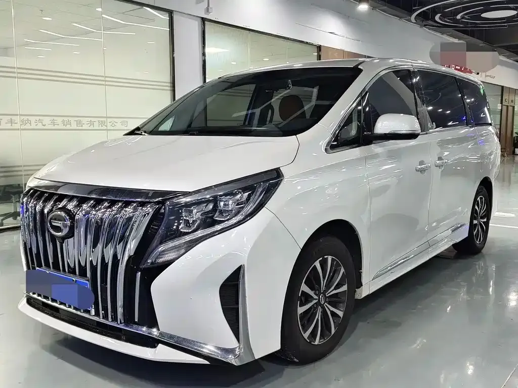 GAC Motor Trumpchi M8 — фото 1