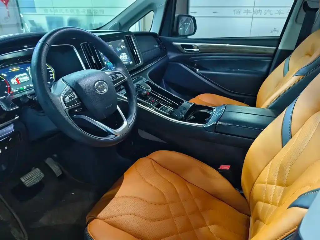 GAC Motor Trumpchi M8 — фото 10