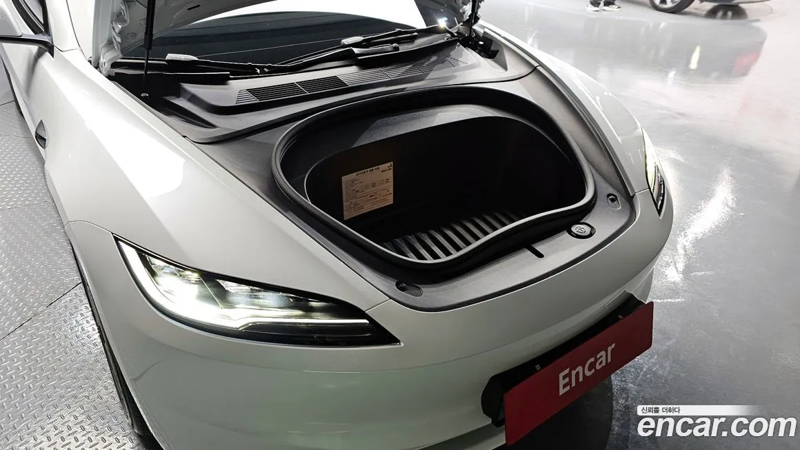 Tesla Model 3 2025 из KR, фото 10