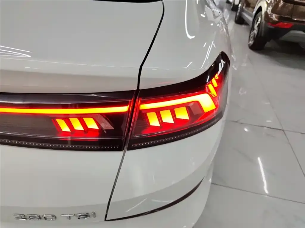 Volkswagen Lamando 2023 из CN, фото 3
