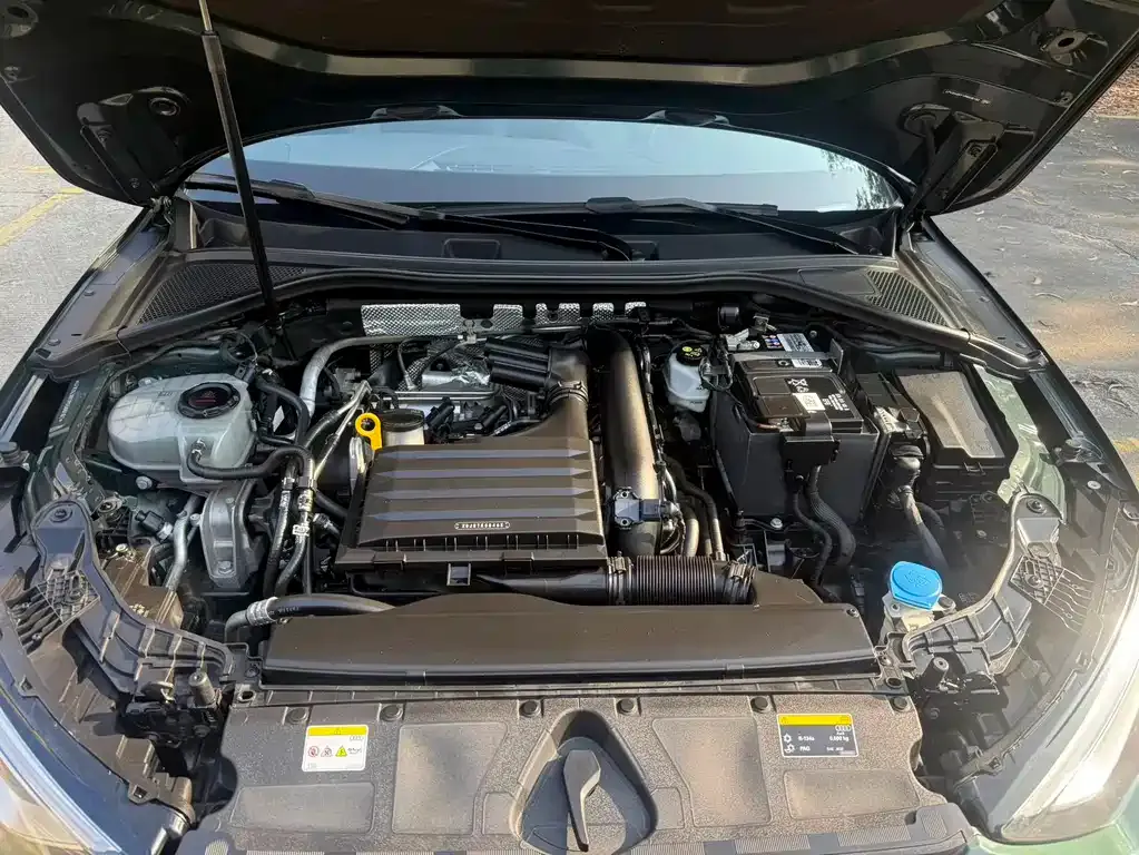 Audi A3 2023 из CN, фото 2