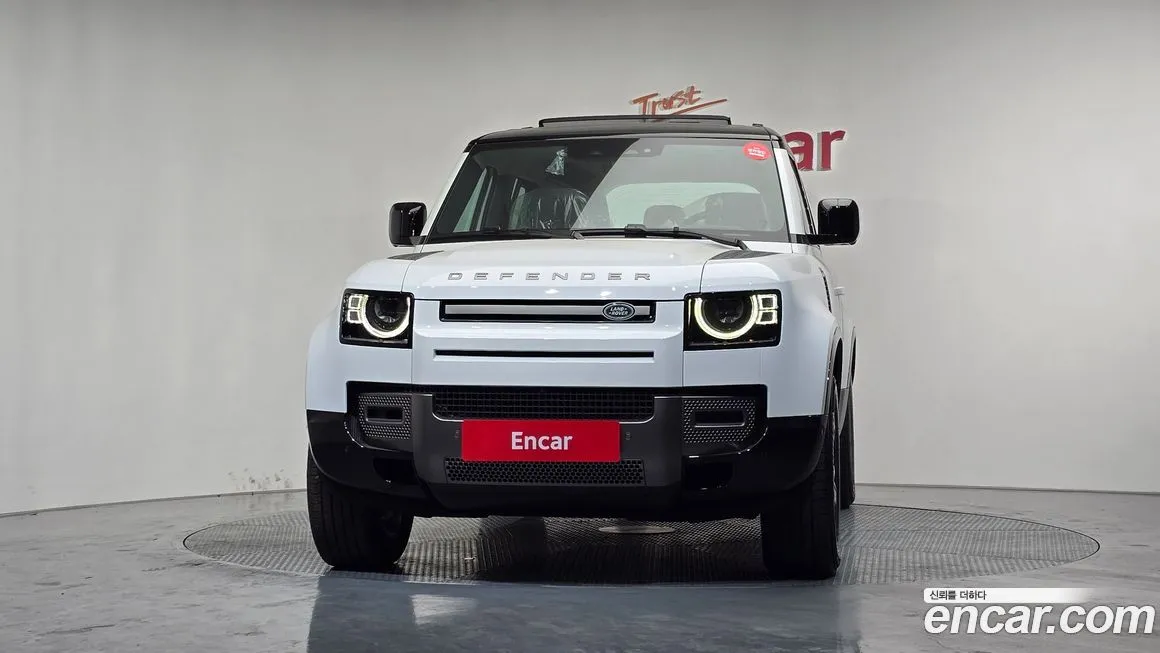 Land Rover Defender 2024 из KR, фото 2
