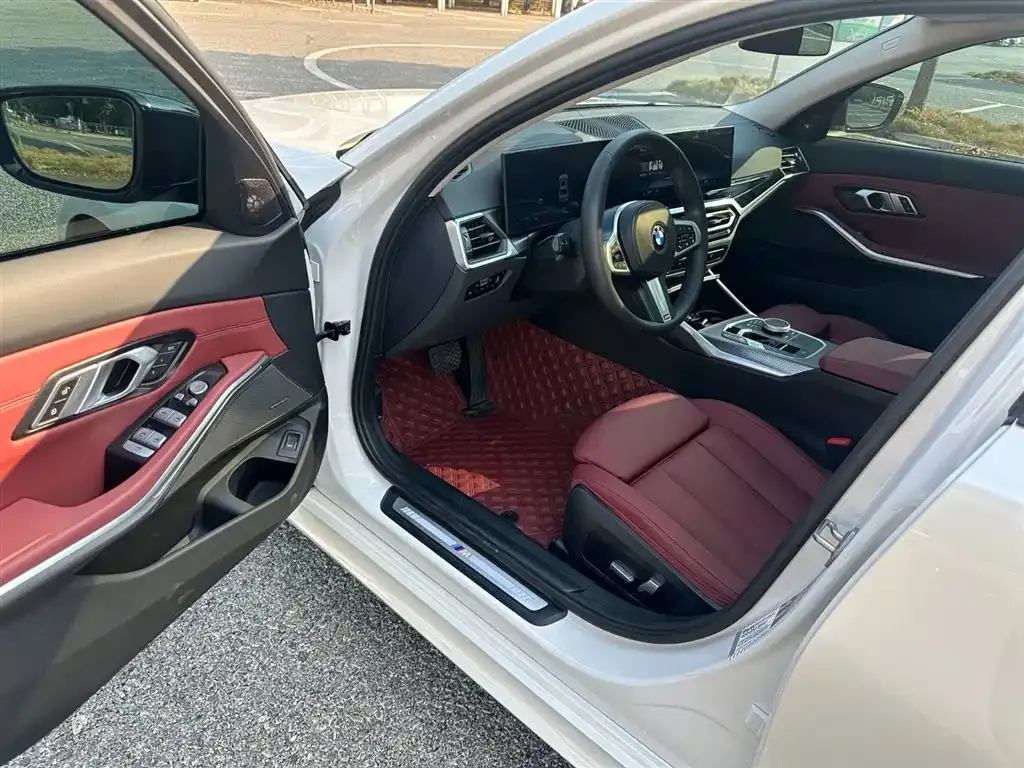 BMW 3 Series 2023 из CN, фото 5
