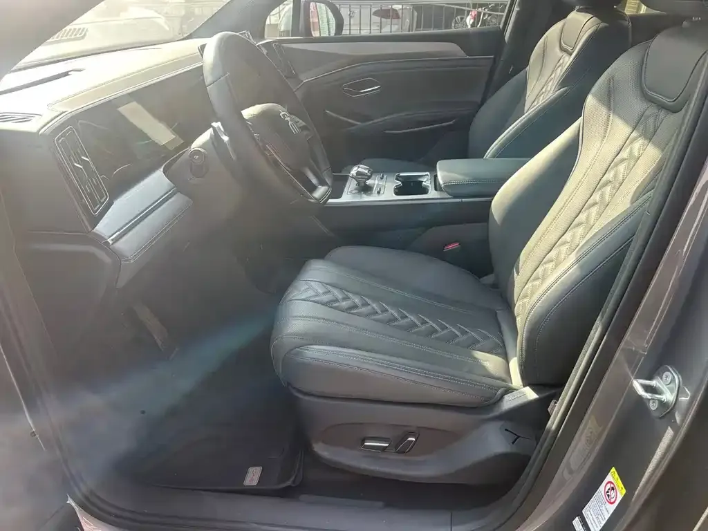 BYD L DM-i 2025 из CN, фото 2