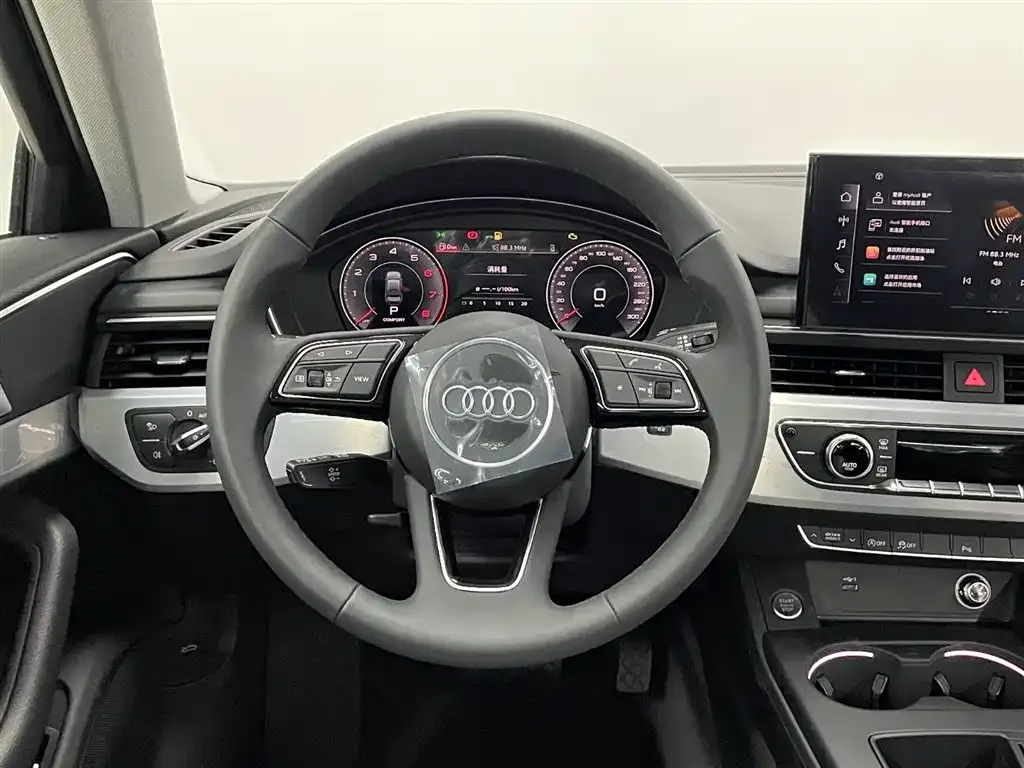Audi A4L 2025 из CN, фото 4