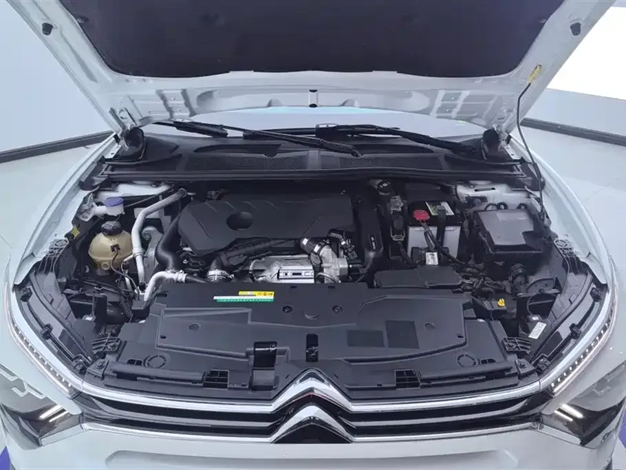 Citroen C5 X 2022 из CN, фото 3
