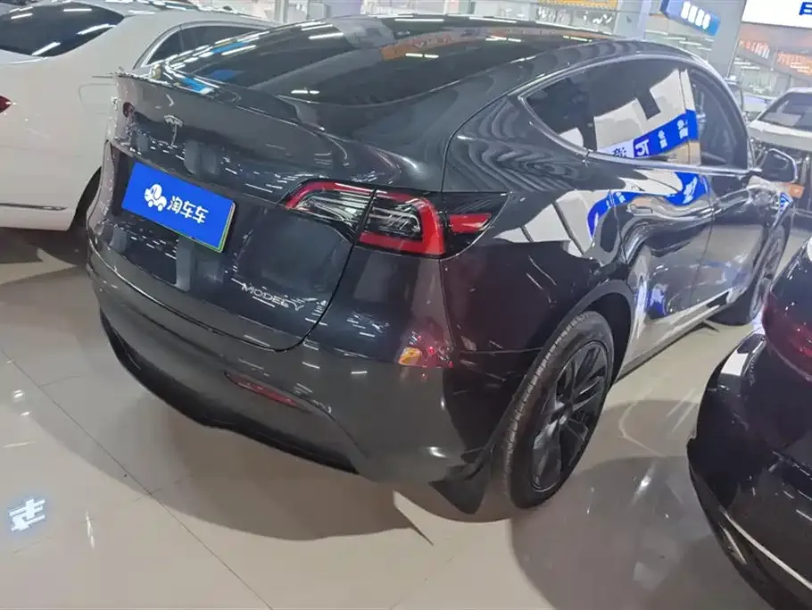 Tesla Model Y 2024 из CN, фото 4