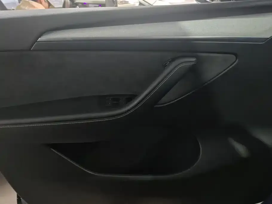 Tesla Model Y 2024 из CN, фото 3