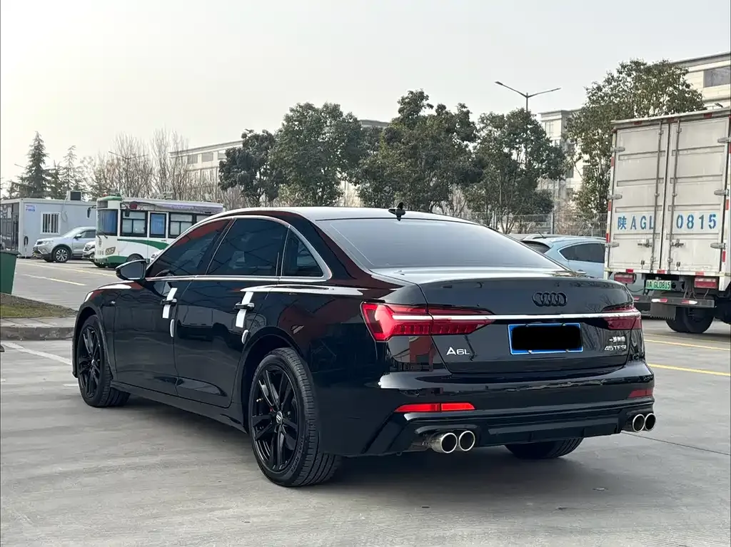 Audi A6L 2021 из CN, фото 2